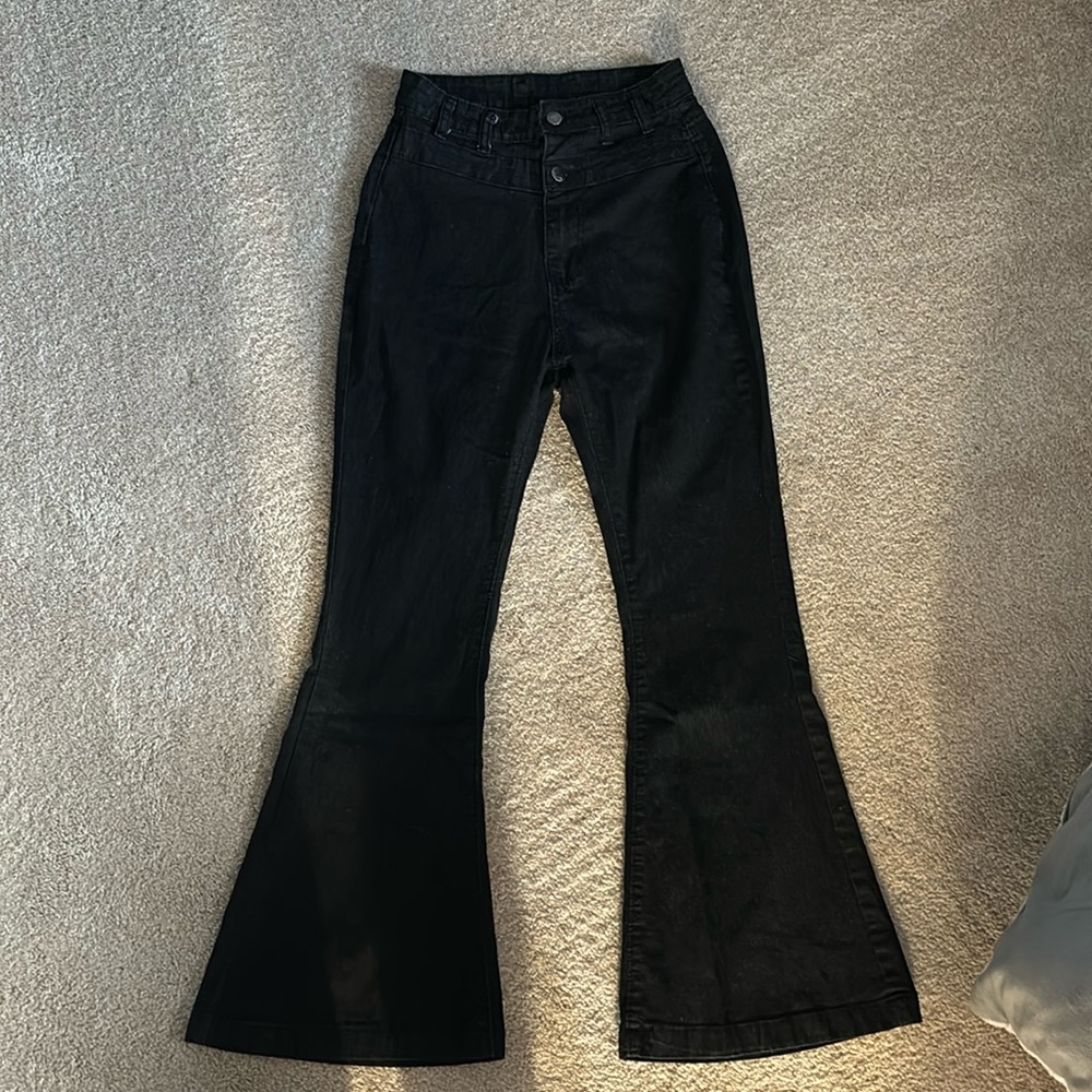 Black bell bottom jeans size small